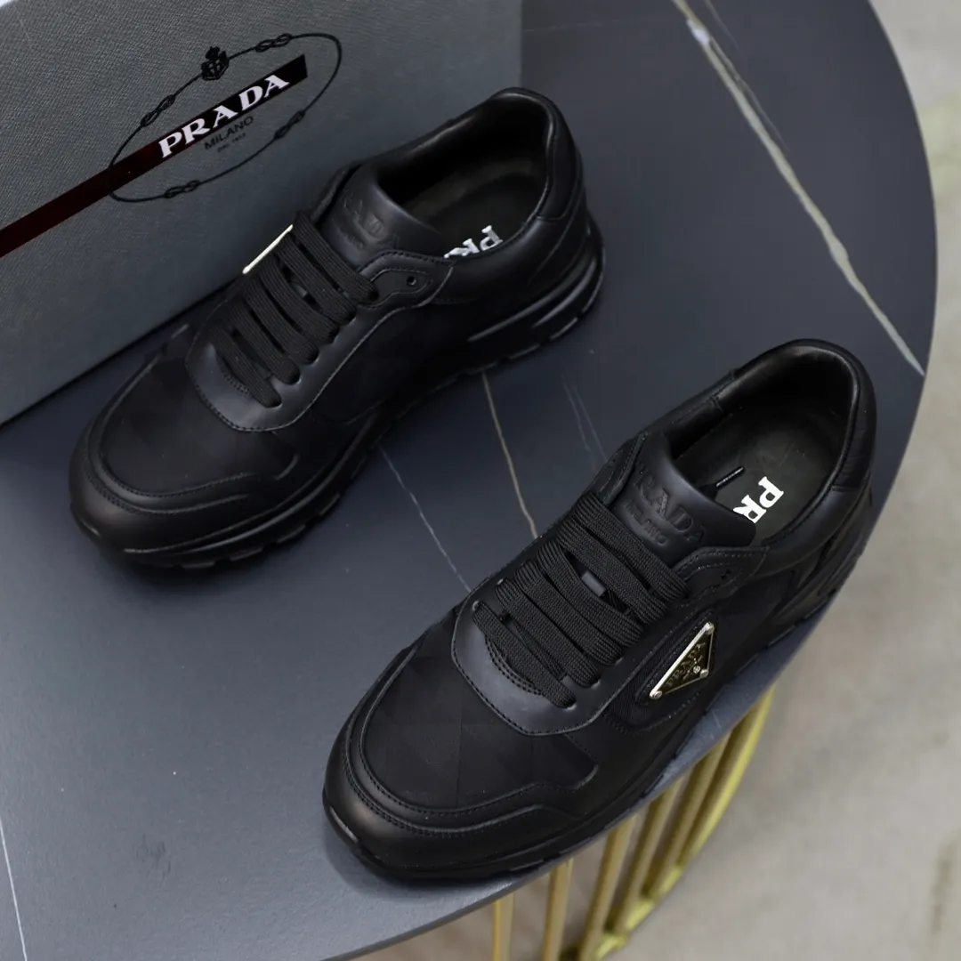 Men's shoes 💰600💰🙅‍♂️🙅‍♂️🙅‍♂️ [PRADA] Prada - High-end quality original order - Upper: Nappa calfskin, tumbled calfskin spliced stretch cloth surface, tongue high frequency brand logo - Lining: water-dyed cowhide - Outsole: ultra-light TPU foam rubber; two-color molded outsole -Ultra-high quality control and fine workmanship: outstanding (high-end, extravagance, grade) -Size: 38-44 (45 can be customized)